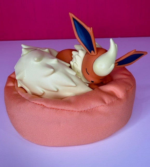 Hollybox Pokemon Eevee Evolutions Sweet Dreams Sleeping Figure - Choose Design