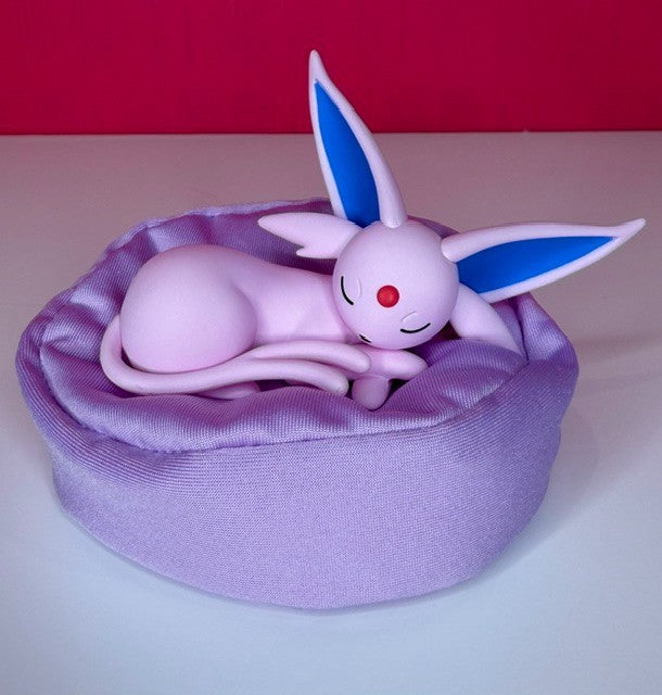 Hollybox Pokemon Eevee Evolutions Sweet Dreams Sleeping Figure - Choose Design