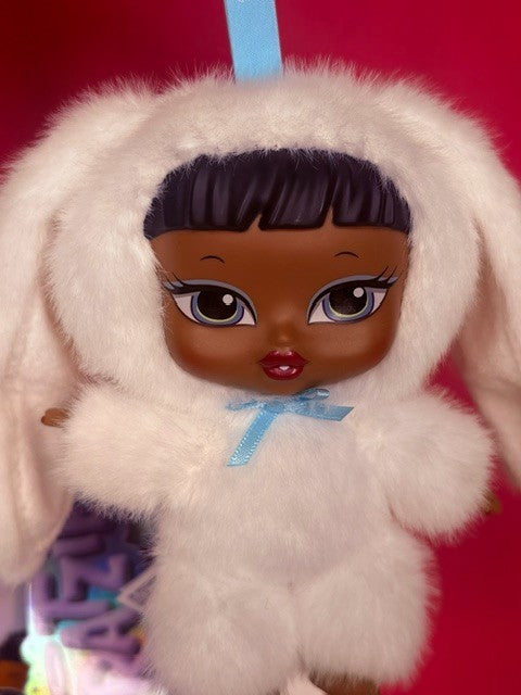 Bratziez Iconz Seriez Sasha White Bunny Plush Keychain New