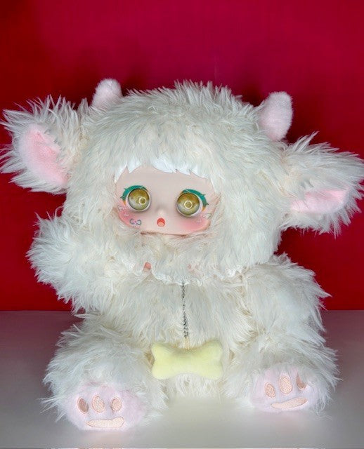 Yunni 600% Lamb Plush — Liquid Glitter Eyes, Magnetic Face Designer Collectible